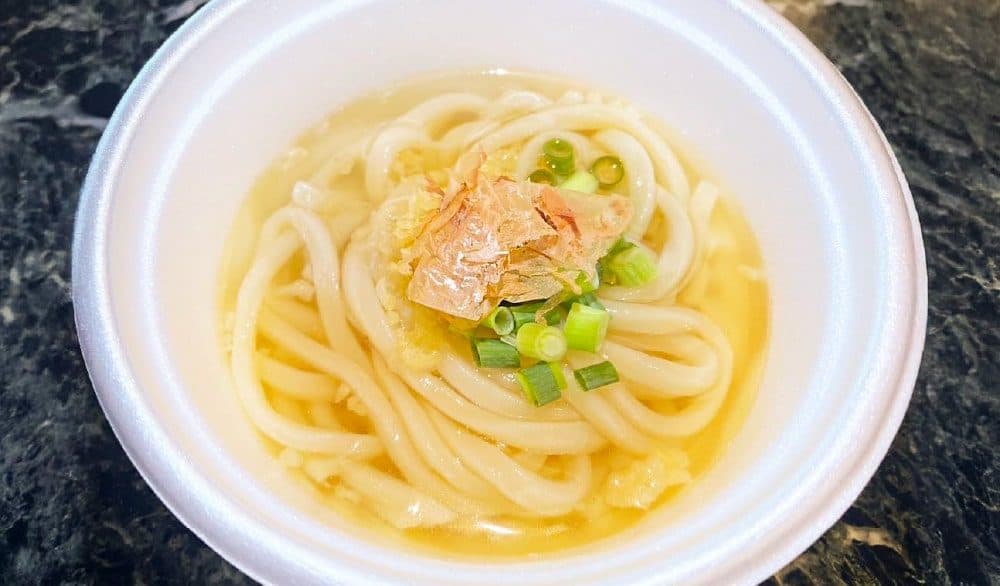 숙박객 무료 야식 우동