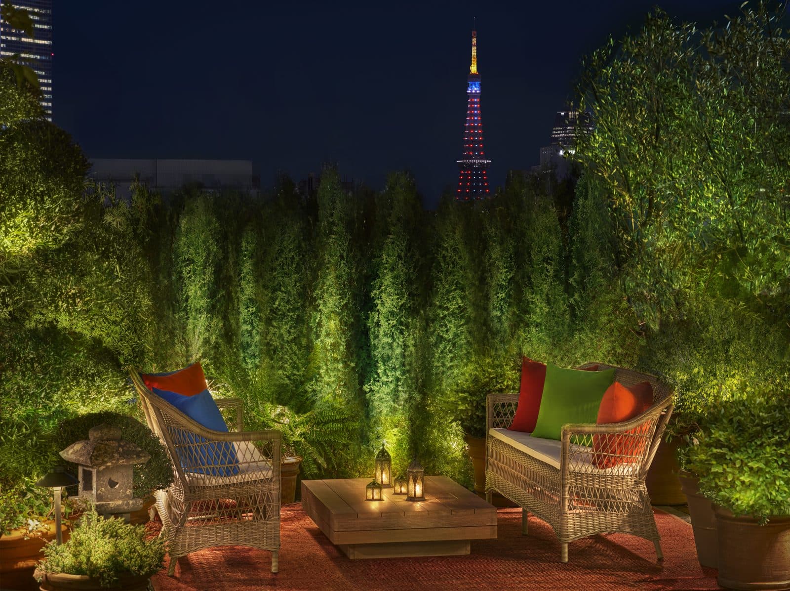 Leafy rooftop bar