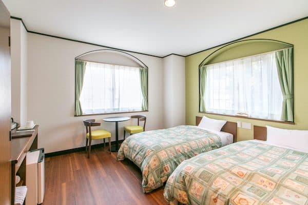 Shoes-off spacious rooms