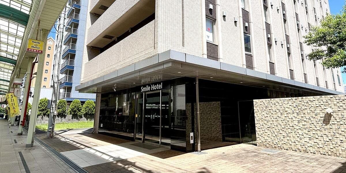商店街拱廊入口