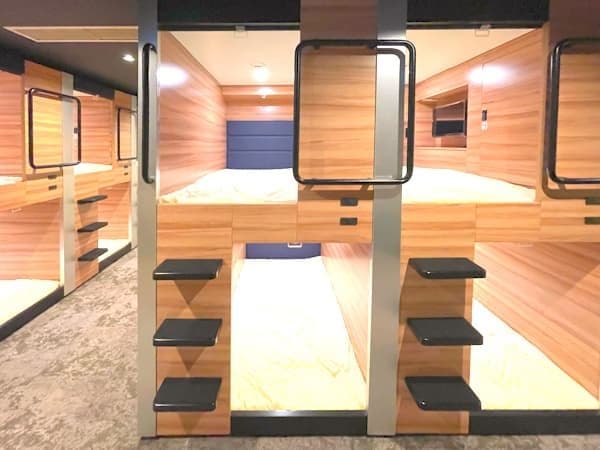 남성 전용 MAX CABIN