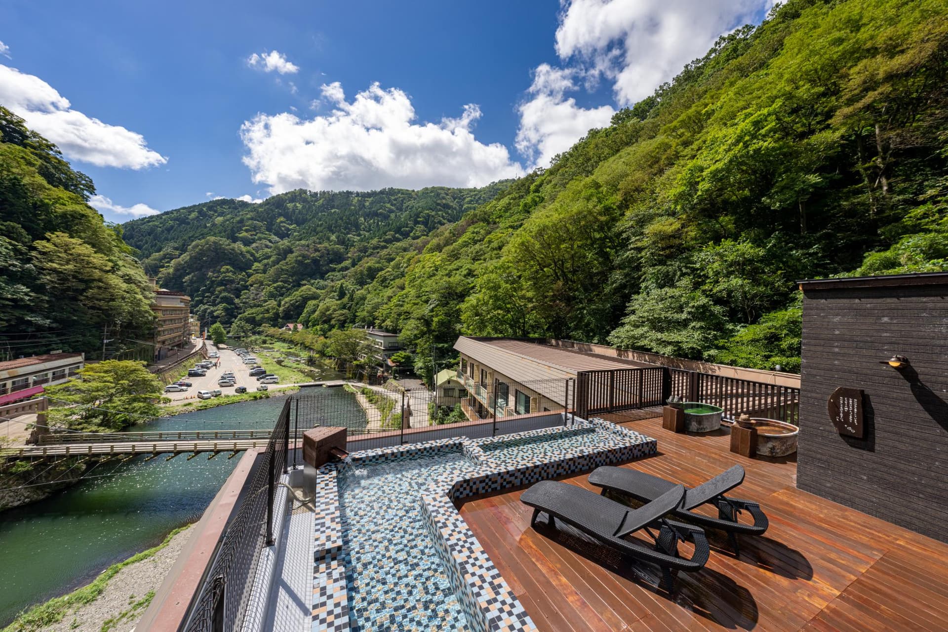 The Fun of Choosing Your Own Private Bath