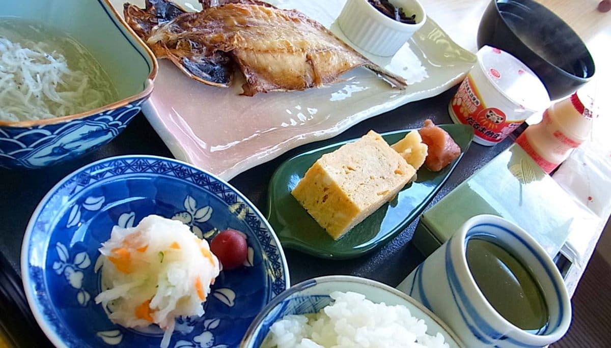 早餐与滨边餐厅