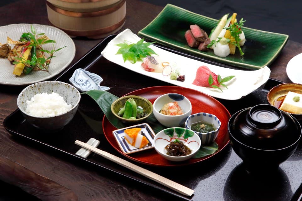 Cuisine · Seasonal Japanese Fare, Served in Your Room