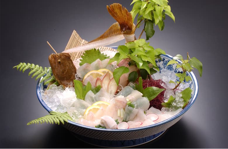 Seasonal Kaiseki Cuisine