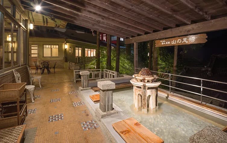 Relaxed Foothill Facilities and Access