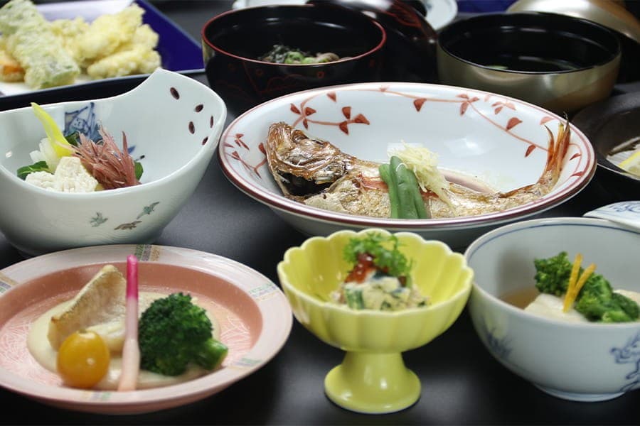Kaiseki from Sea and Mountain