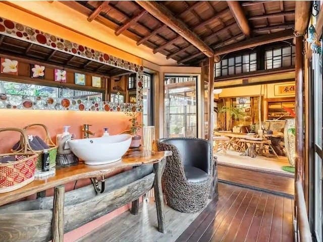 A Bathroom Overlooking the Garden