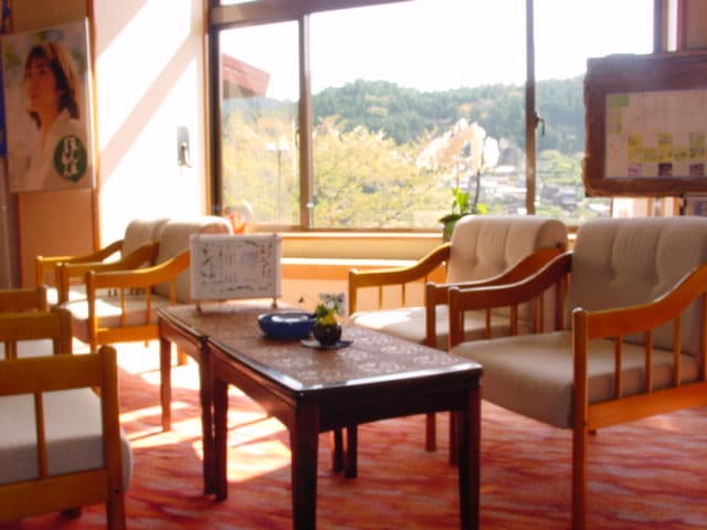 Lounge and Facilities