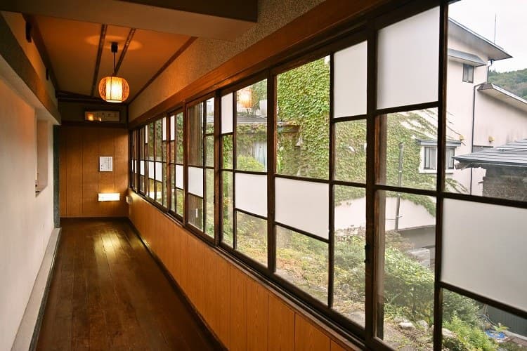 A 400-Year Ryokan Where Writers and Dignitaries Stayed
