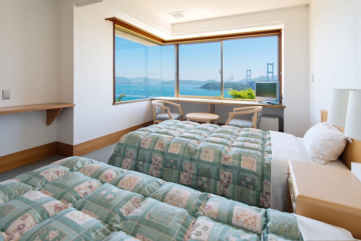 Comfortable In-Room Amenities