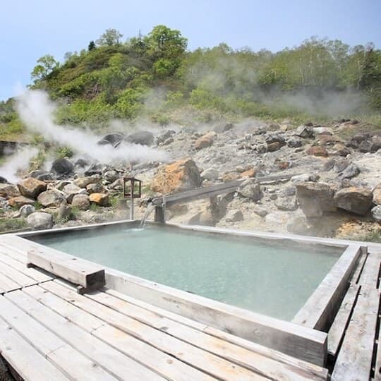 Milky-White Sulfur Spring, Flowing Free