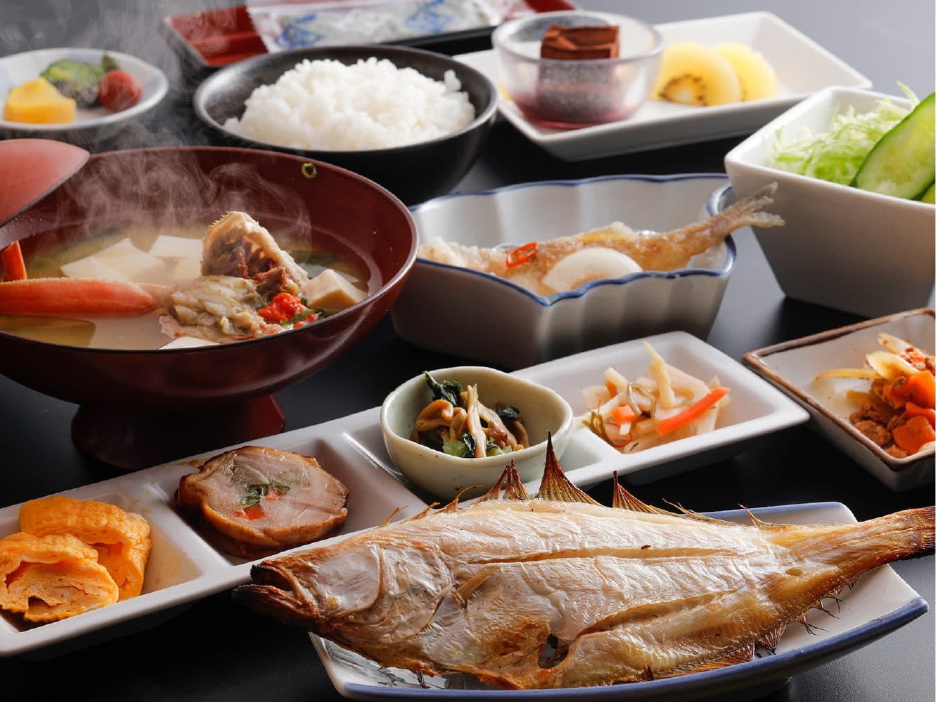 사계절 해산물과 아침 식사