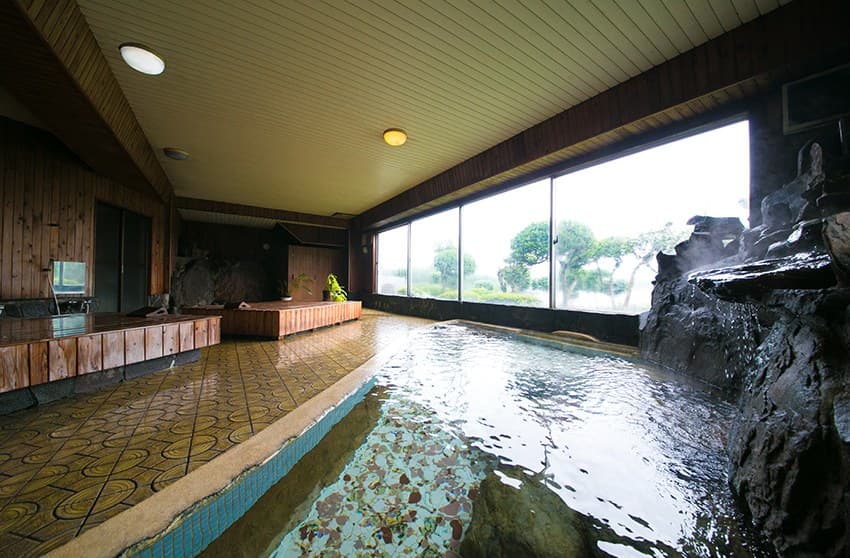 A Grand Bath Overlooking the Sea