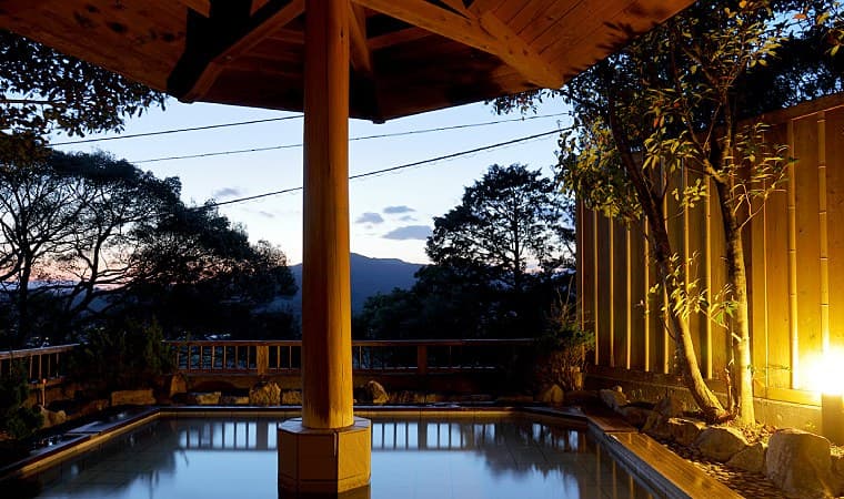 Open-Air Baths Looking Out to the Shimanto River
