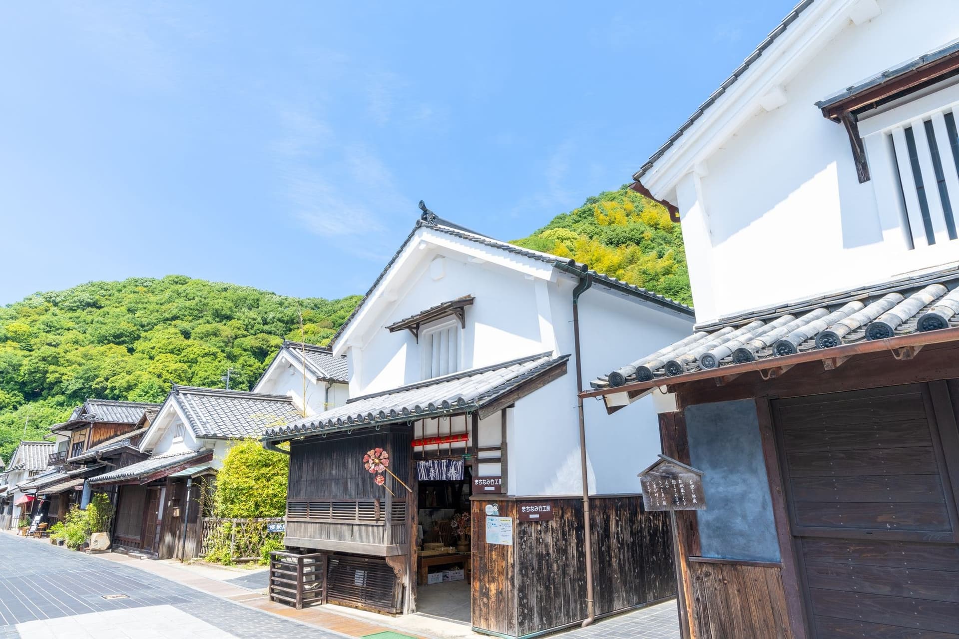 Walking Old Takehara