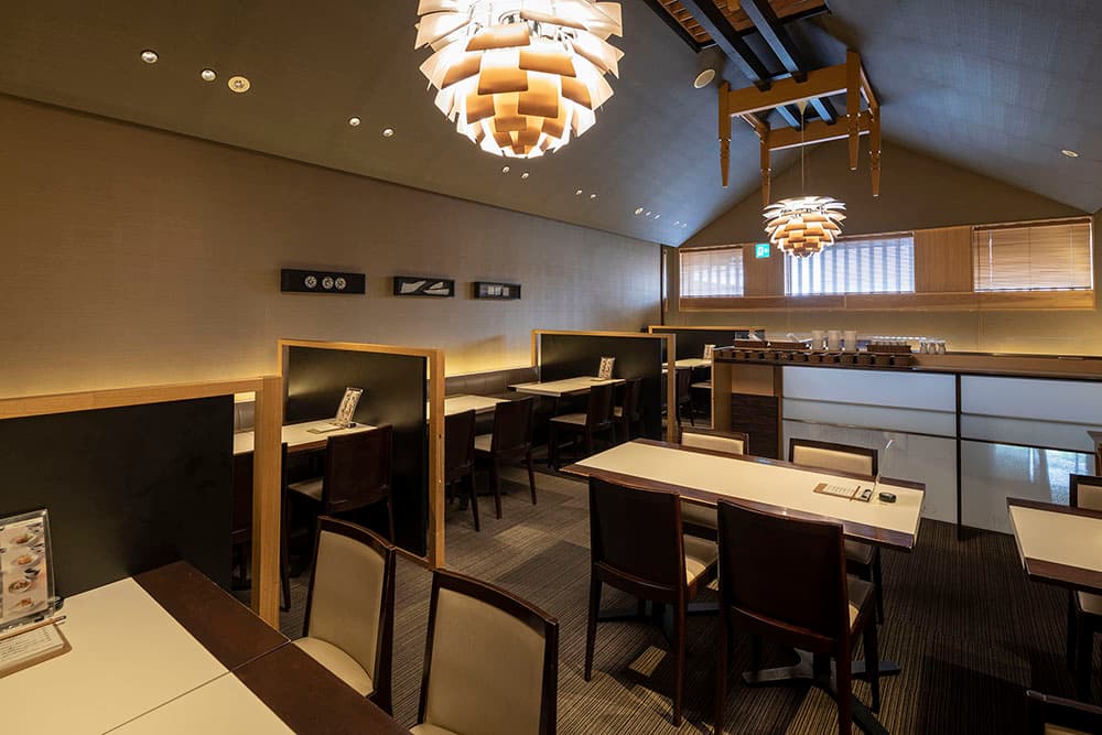 The Calm of Yaya Dining