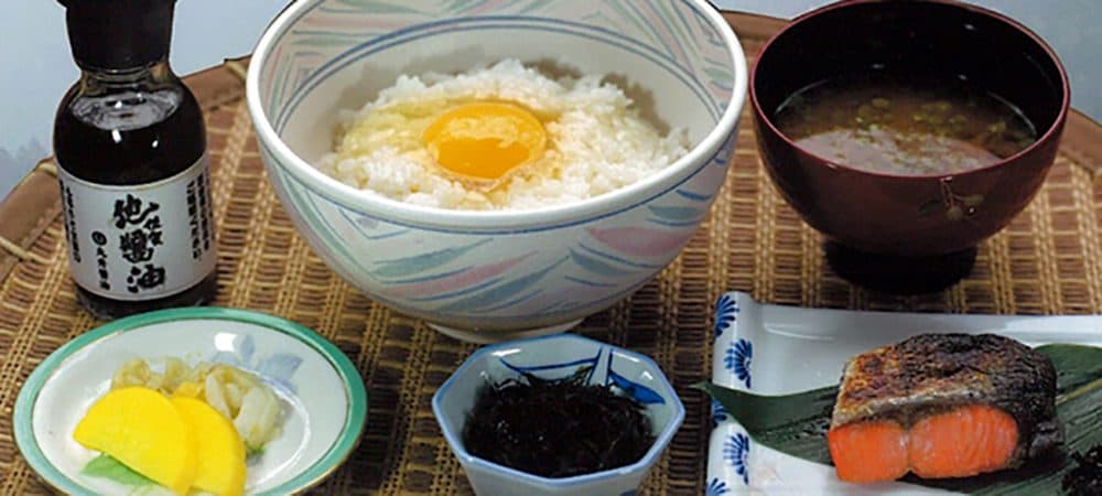 招牌早餐:生鸡蛋拌饭