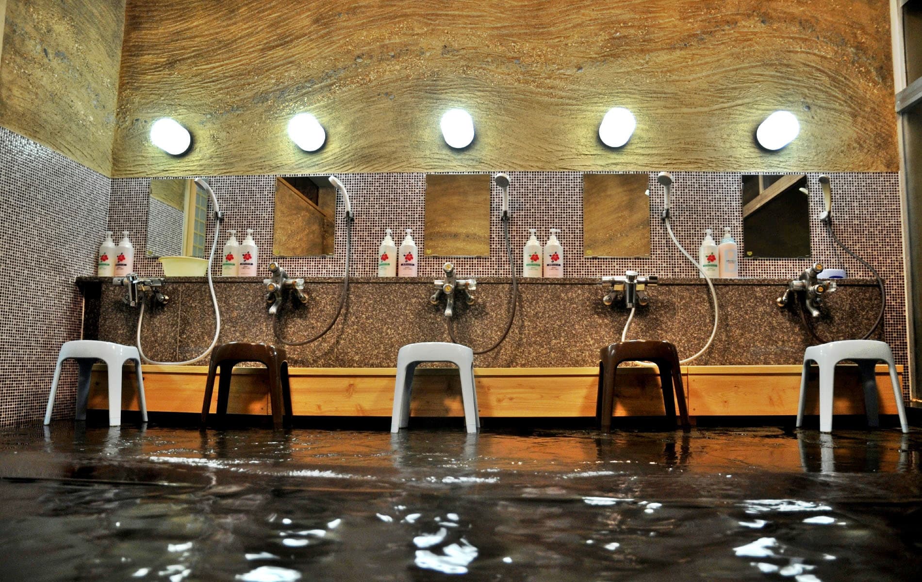Time in the Bathing Hall