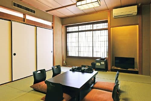 浜村温泉　魚と屋
