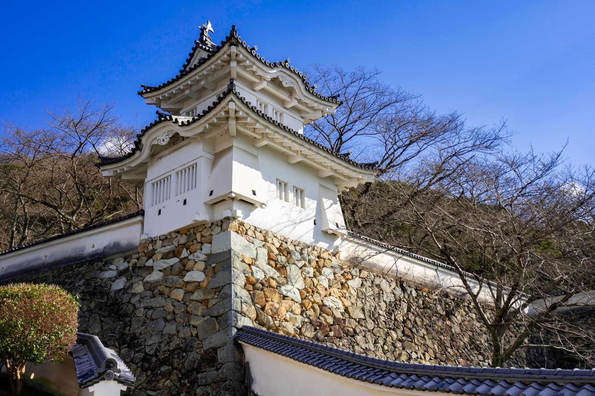 성곽 아래 옛 정취
