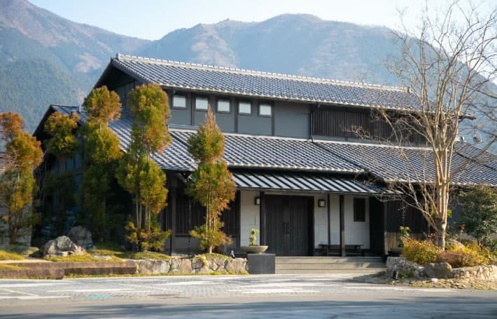 라운지 · 와인셀러 · 관내 시설