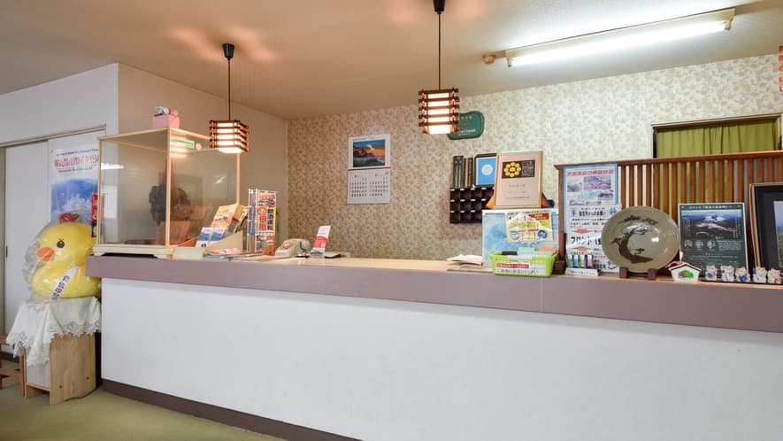 Easy Access from the Airport and Station