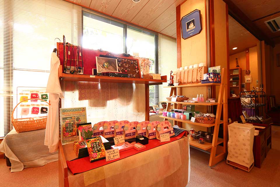 The Atmosphere of the Irori Hearth and Grand Hall