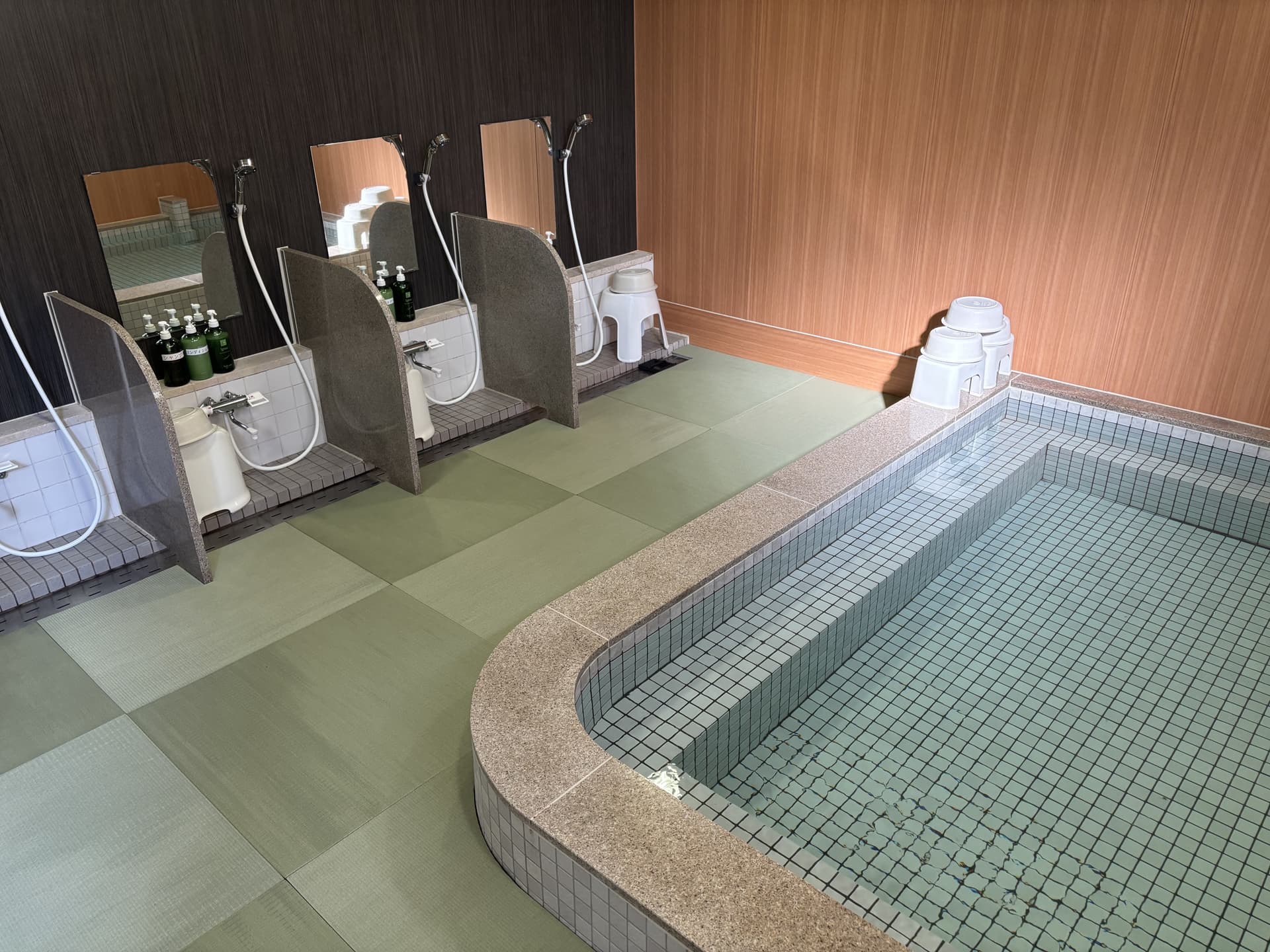 Rest in the Communal Bath