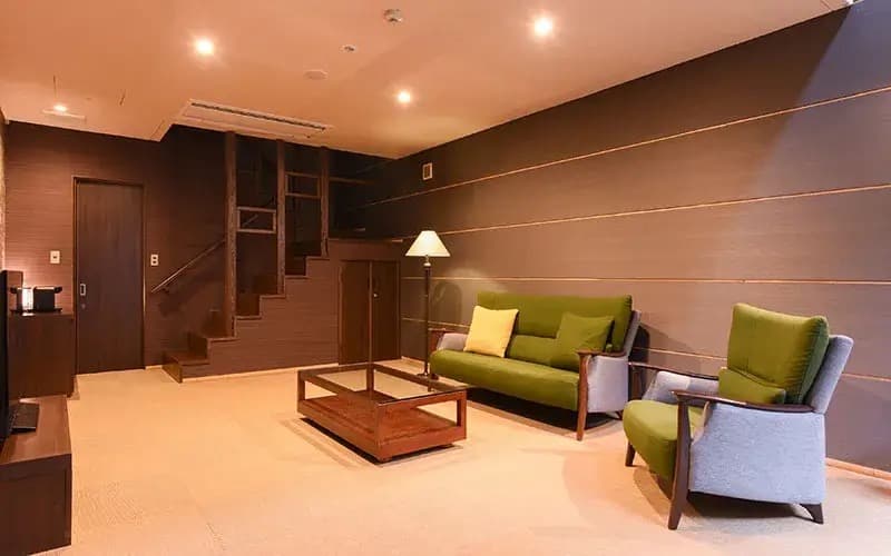 8 Named Designer Rooms