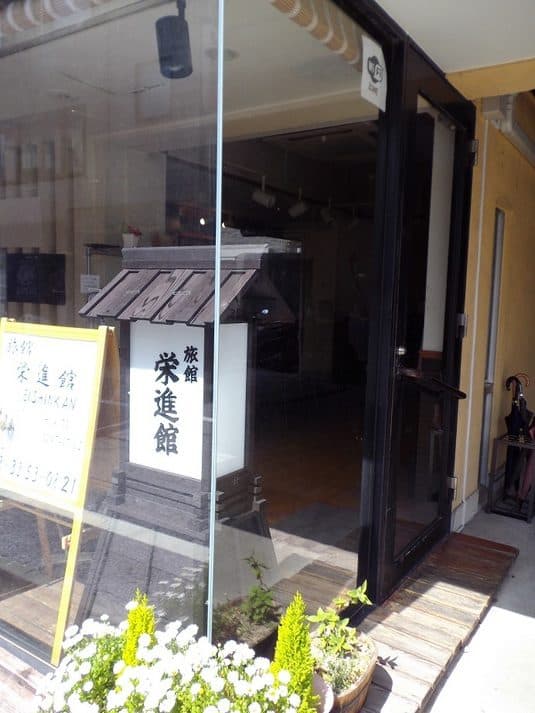 주변 명소와 교통