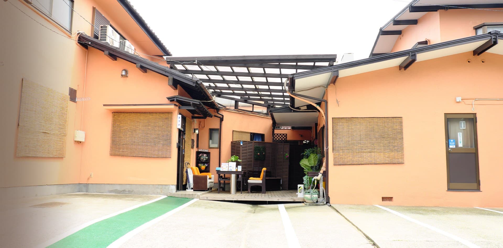 Location & Access