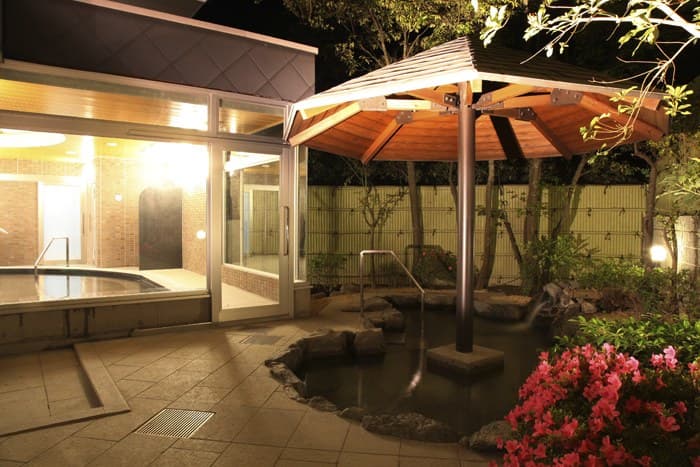 Open-Air and Grand Baths