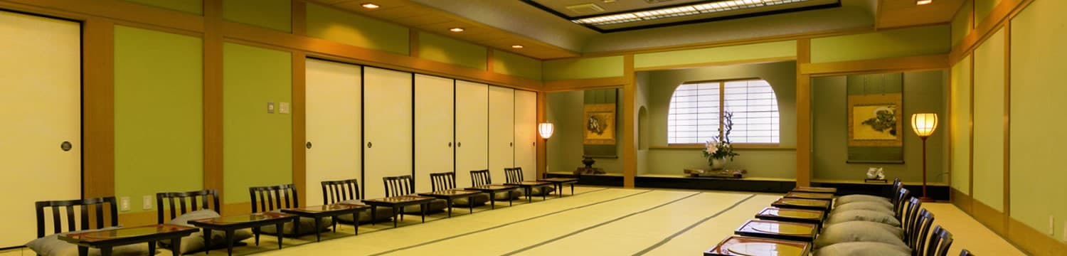 Banquet rooms and amenities