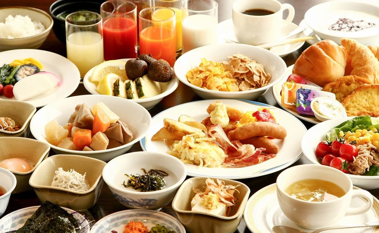 Buffet Dinner and Breakfast