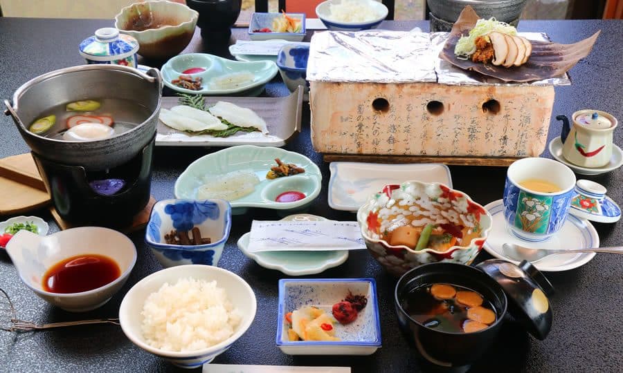 호바 된장 아침과 현지 술
