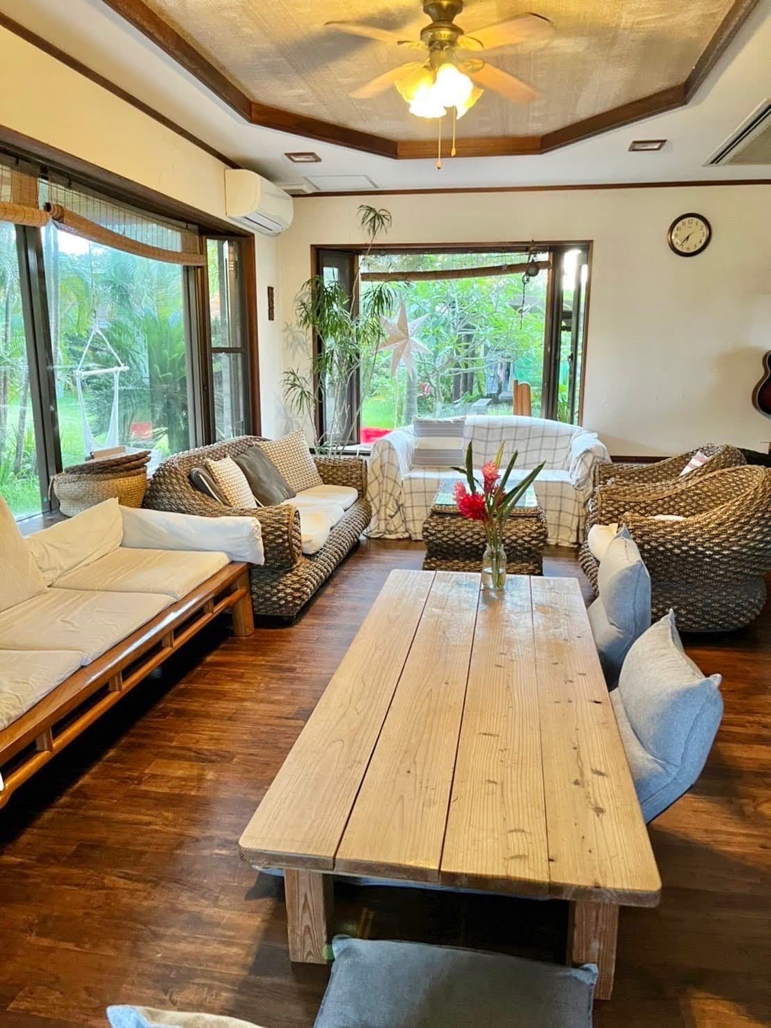 Shared Kitchen and Coworking