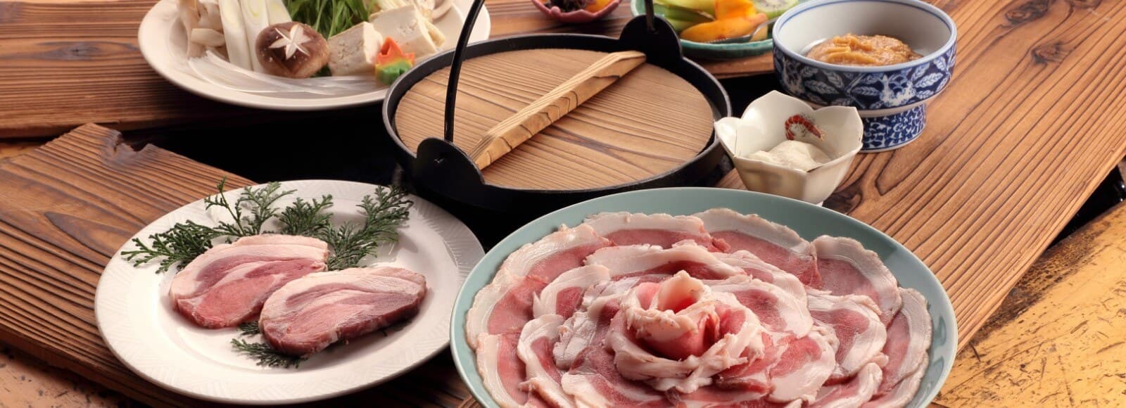 지비에와 강물고기, 산골의 미식