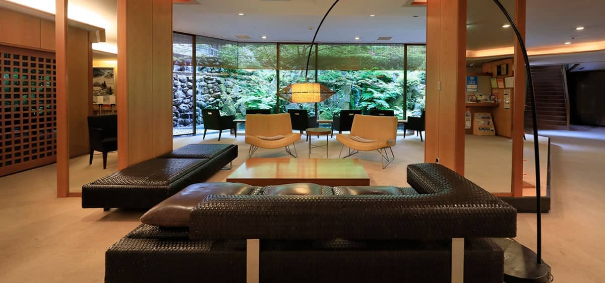Lounge and Gallery