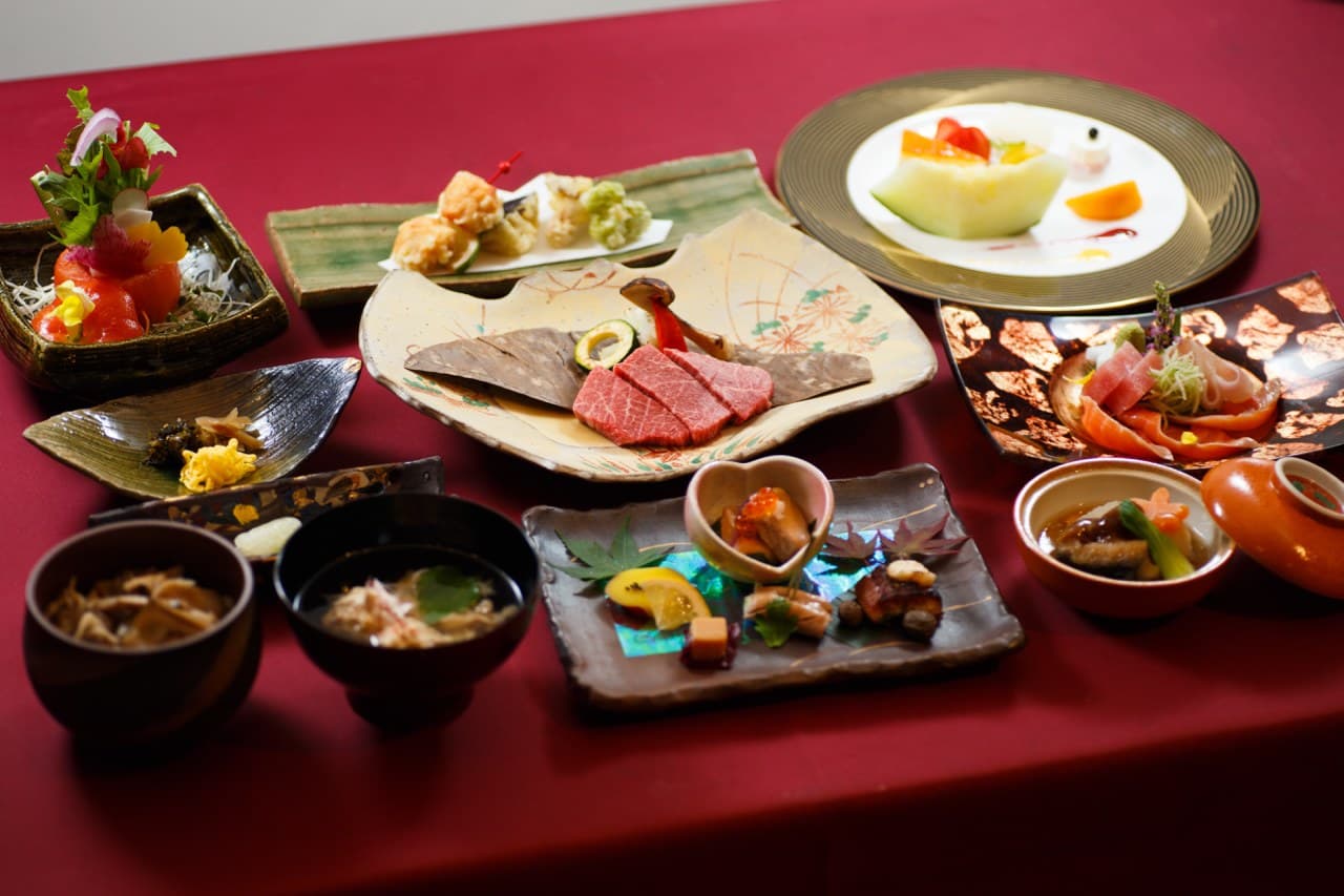Kaiseki Built on Seasonal Ingredients