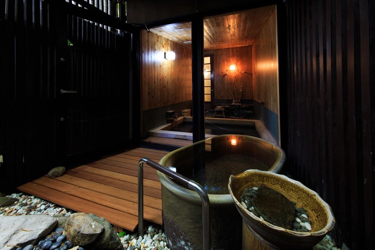 Private Open-Air Baths, All to Yourself