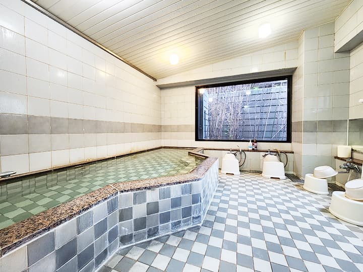 A Relaxing Communal Bath