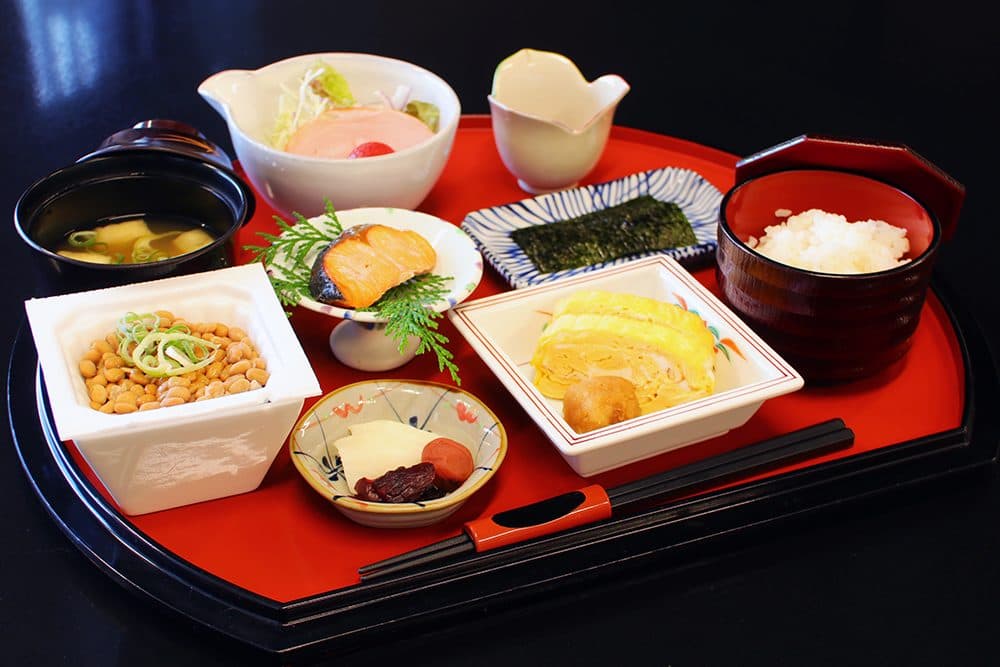 아침 식사와 식당