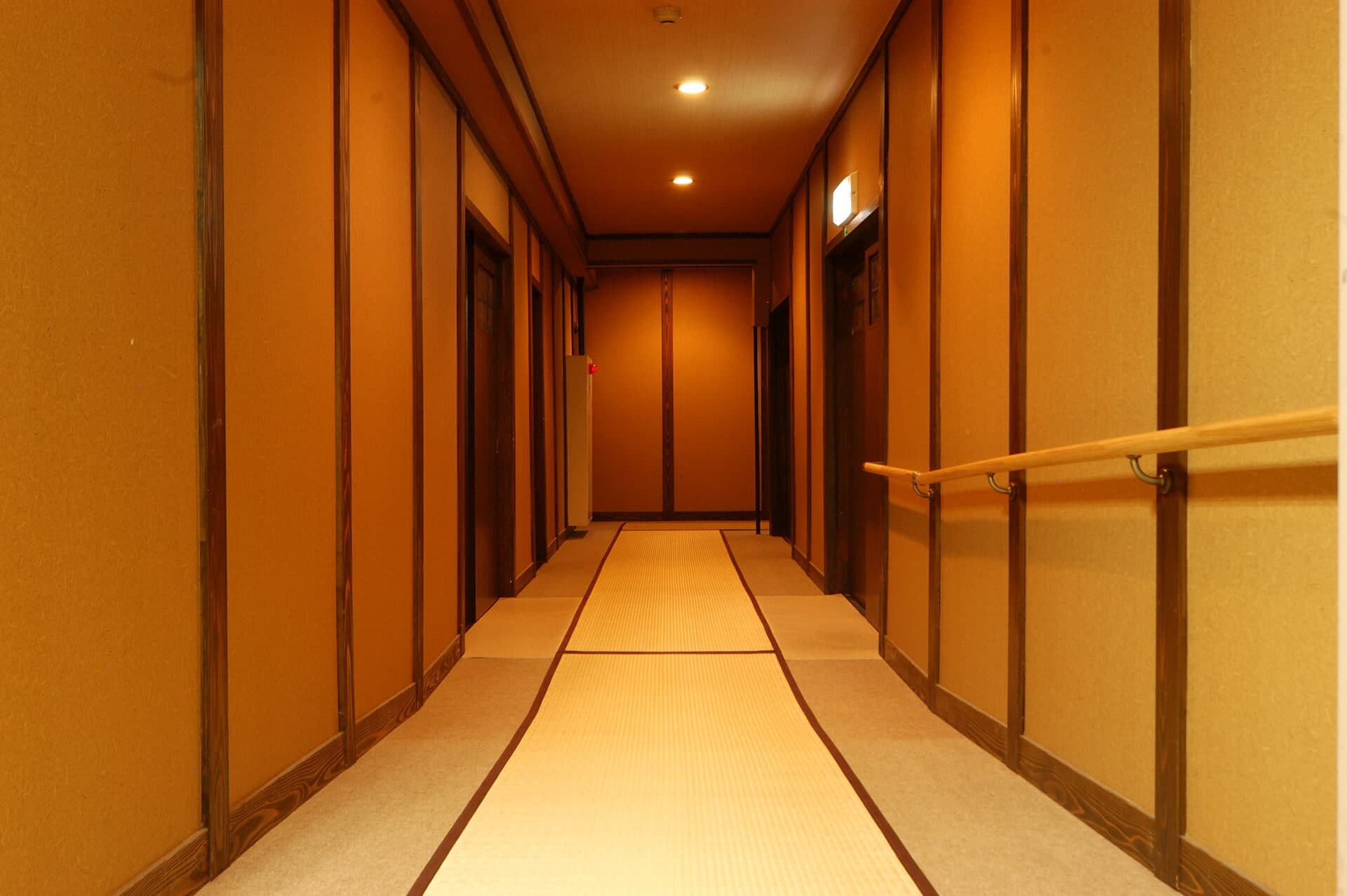 A Wa-Modern Interior