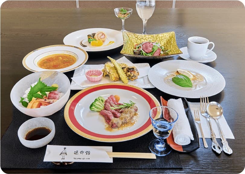 The Chef's Creative Wa-Yo Course (Dinner)