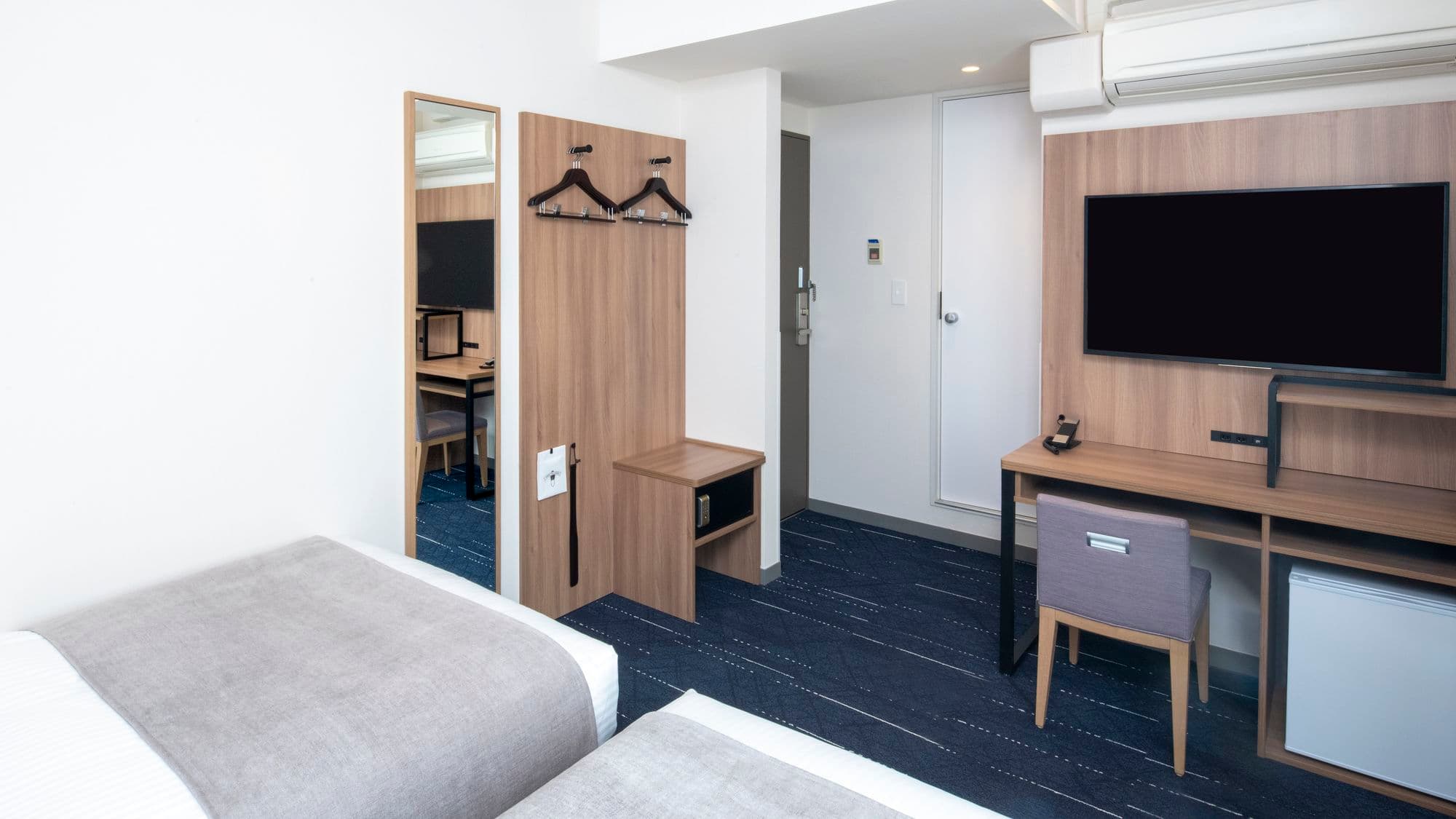 [Non-smoking] Standard twin/16-18 square meters