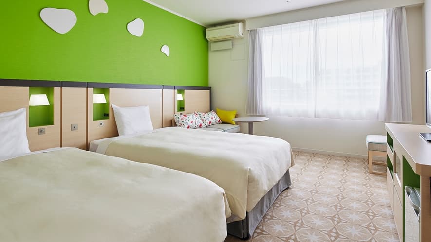 Twin room 