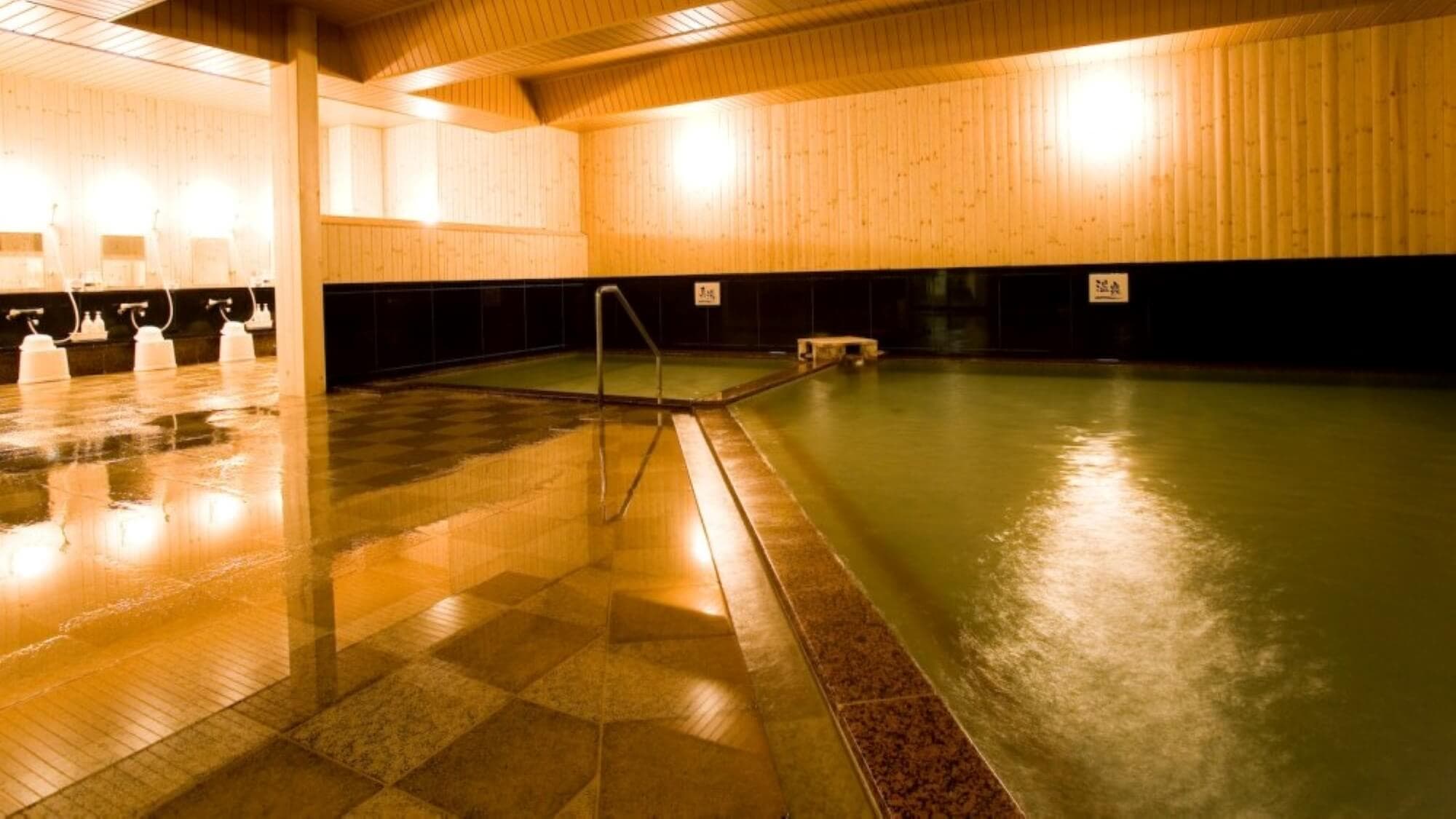 The large indoor bath is a 100% natural hot spring with water directly from the source.