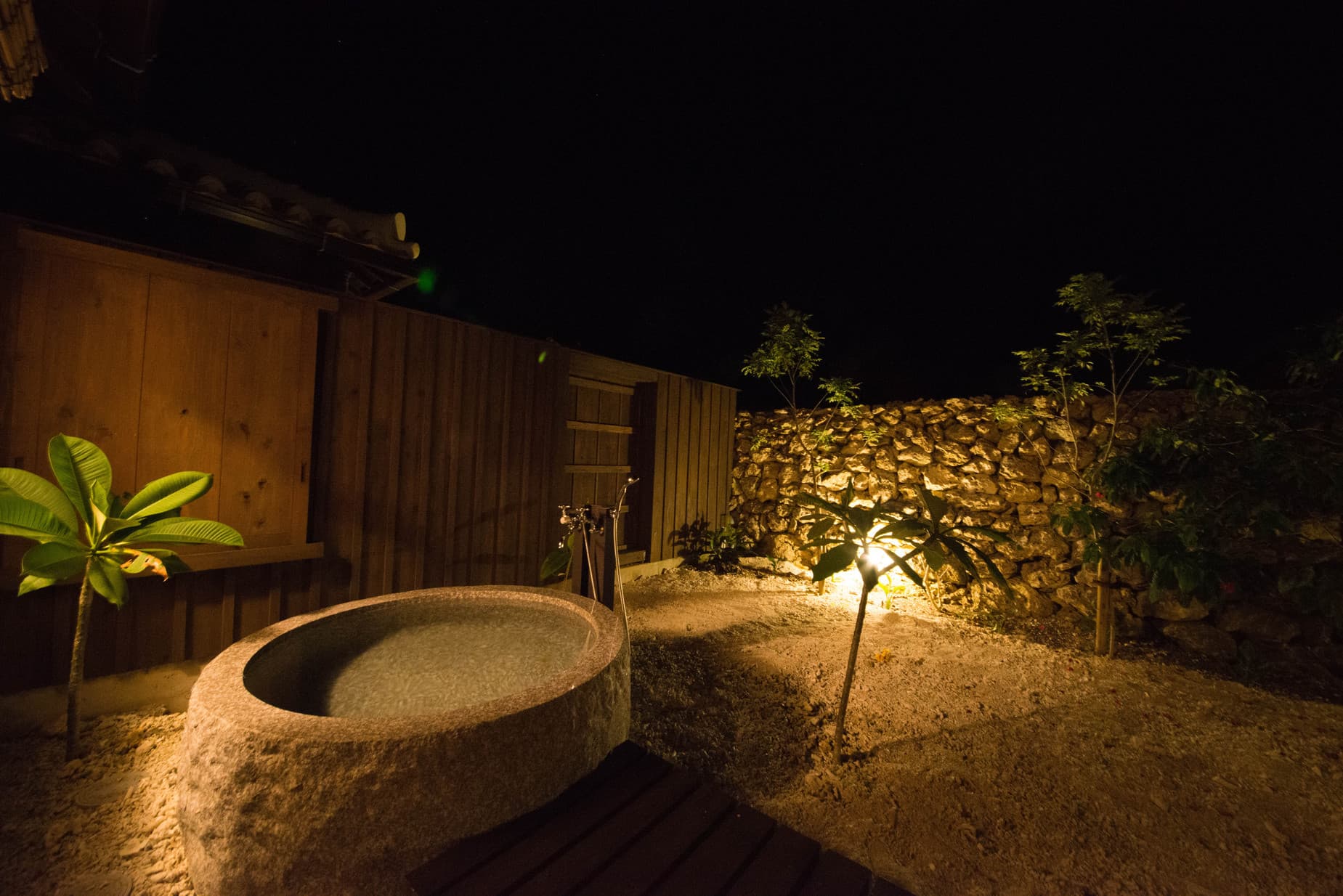 Open-air bath in the garden