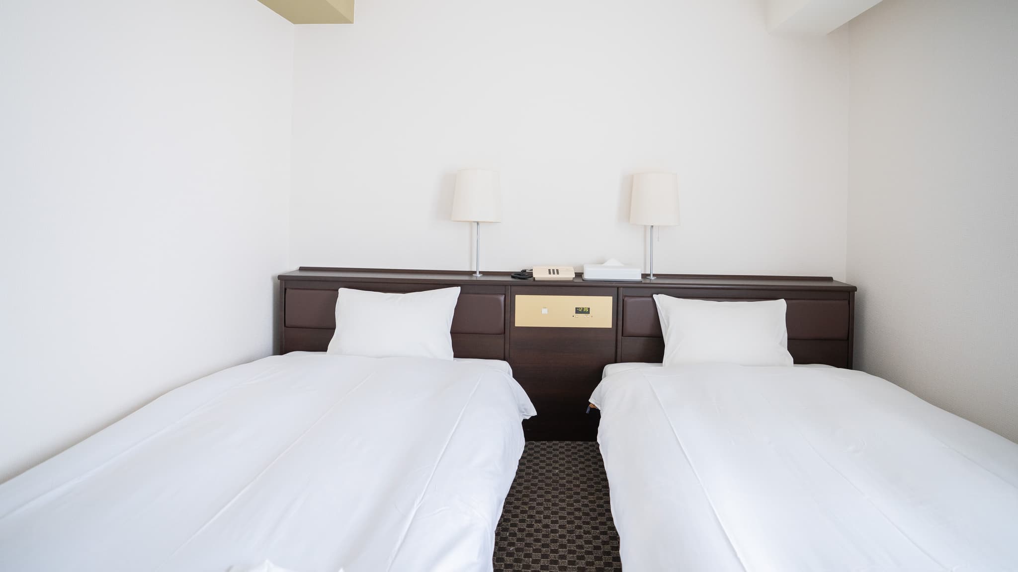 Standard Twin Room (18 square meters) [Smoking/Non-smoking]